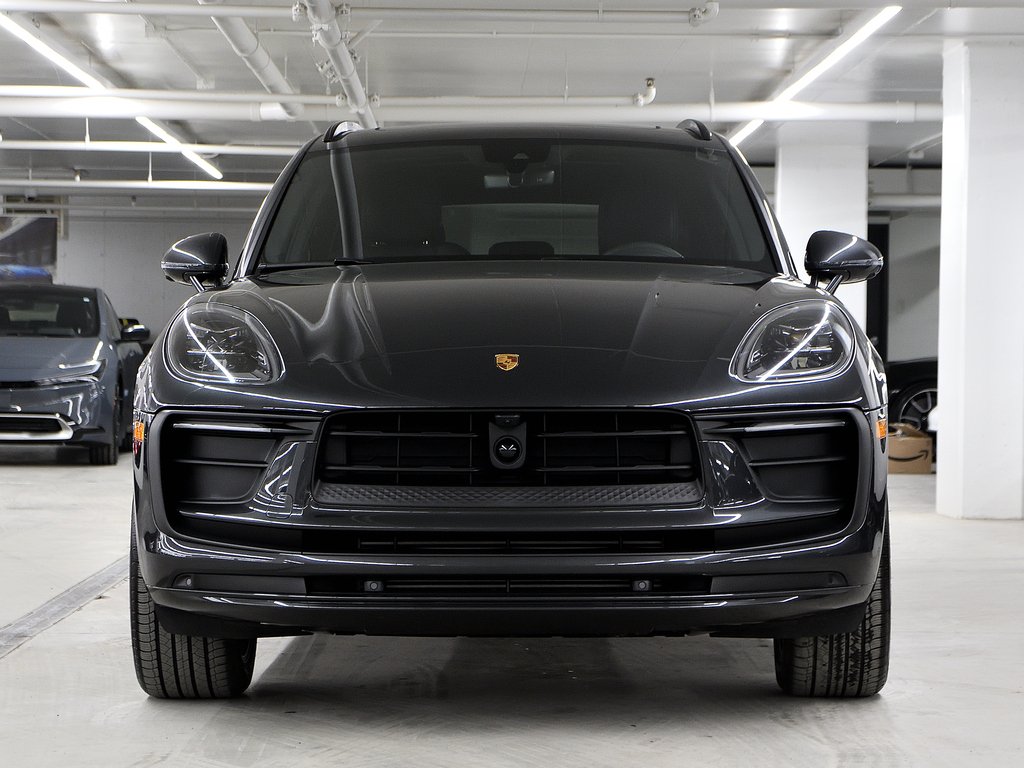 2024 Porsche Macan AWD / Premium Plus Package / Air Suspension / BOSE in Laval, Quebec - 5 - w1024h768px