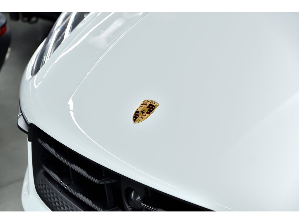 2024 Porsche Macan AWD / Premium Package Plus / Sport Exhaust in Laval, Quebec - 6 - w1024h768px