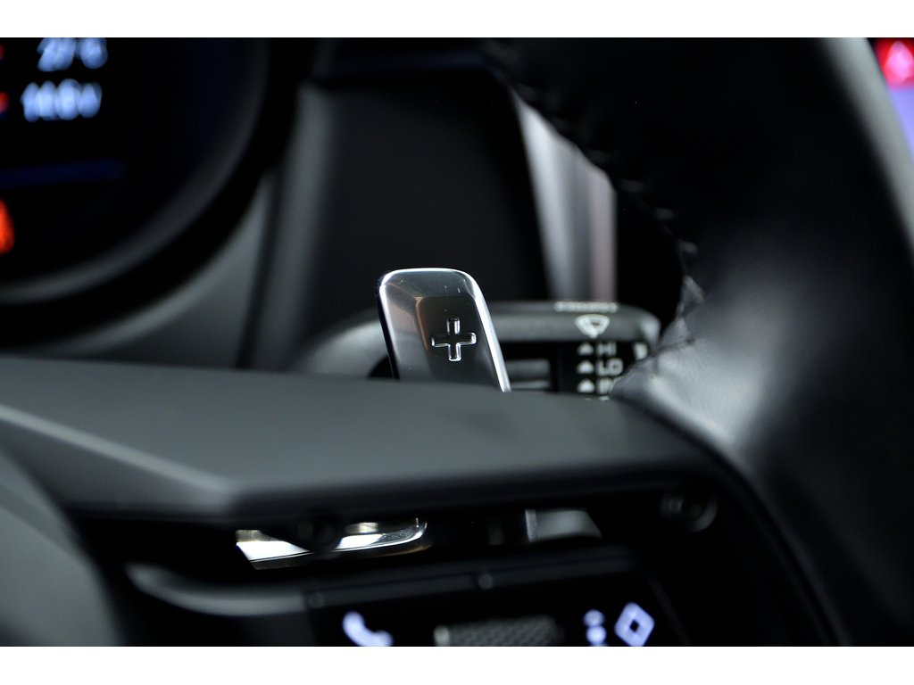 2024 Porsche Macan AWD / Premium Package Plus / Sport Exhaust in Laval, Quebec - 22 - w1024h768px