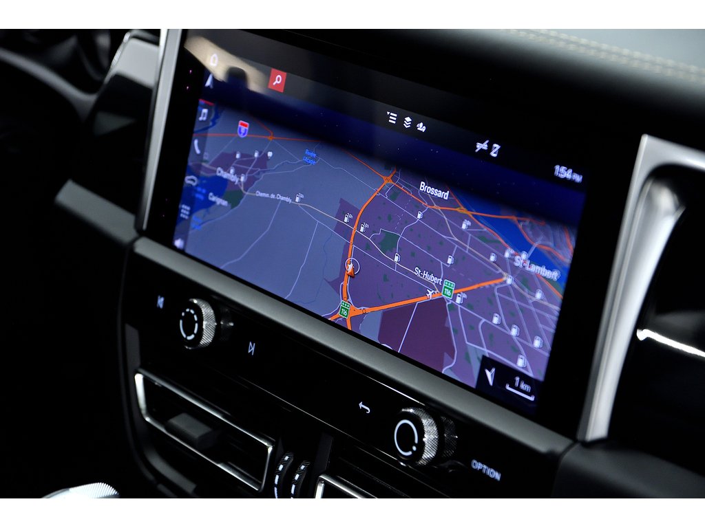 2024 Porsche Macan S AWD / Premium Package Plus / Sport Exhaust in Laval, Quebec - 36 - w1024h768px