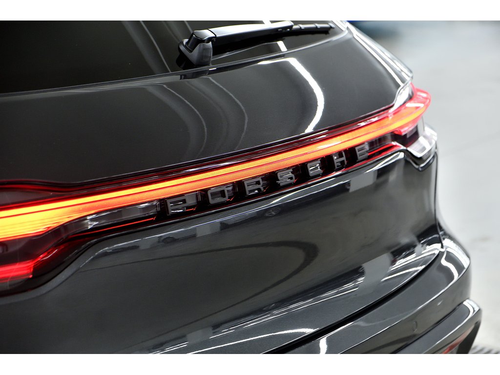 Porsche Macan S AWD / Premium Package Plus / Sport Exhaust 2024 à Laval, Québec - 44 - w1024h768px