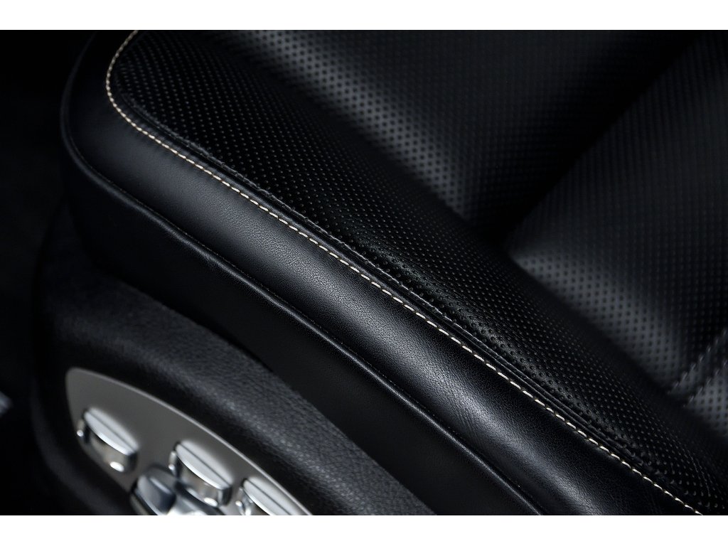 2024 Porsche Macan S AWD / Premium Package Plus / Sport Exhaust in Laval, Quebec - 13 - w1024h768px