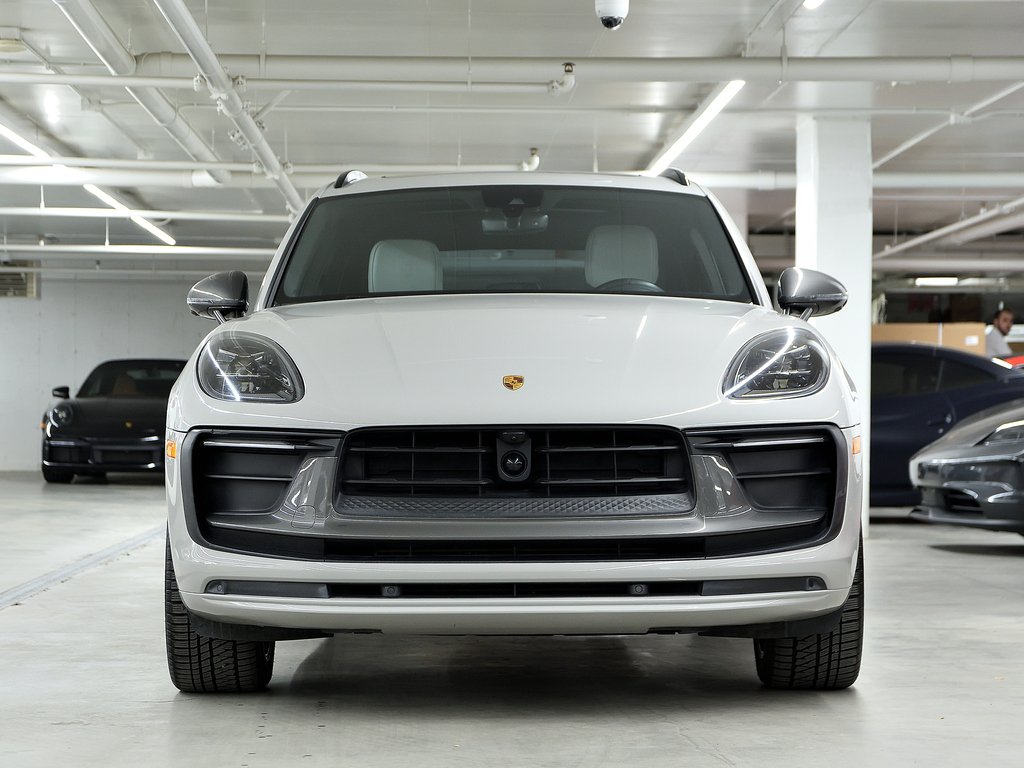 2024 Porsche Macan T AWD / Air Suspension / Premium Package in Laval, Quebec - 5 - w1024h768px
