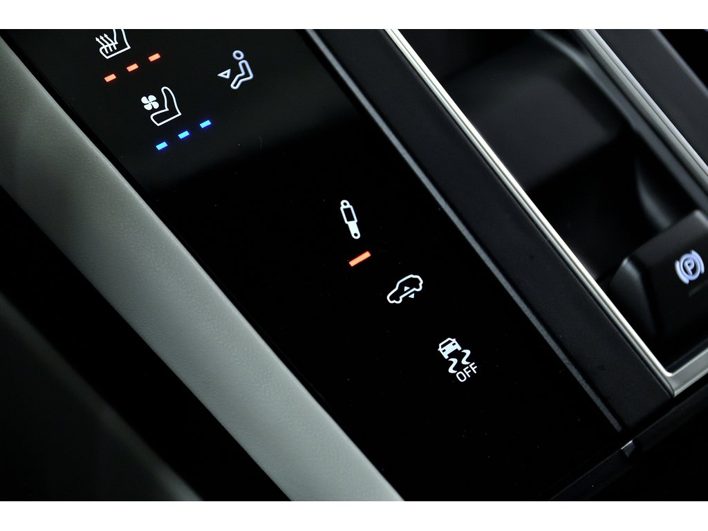 2024 Porsche Macan T AWD / Air Suspension / Premium Package in Laval, Quebec - 26 - w1024h768px