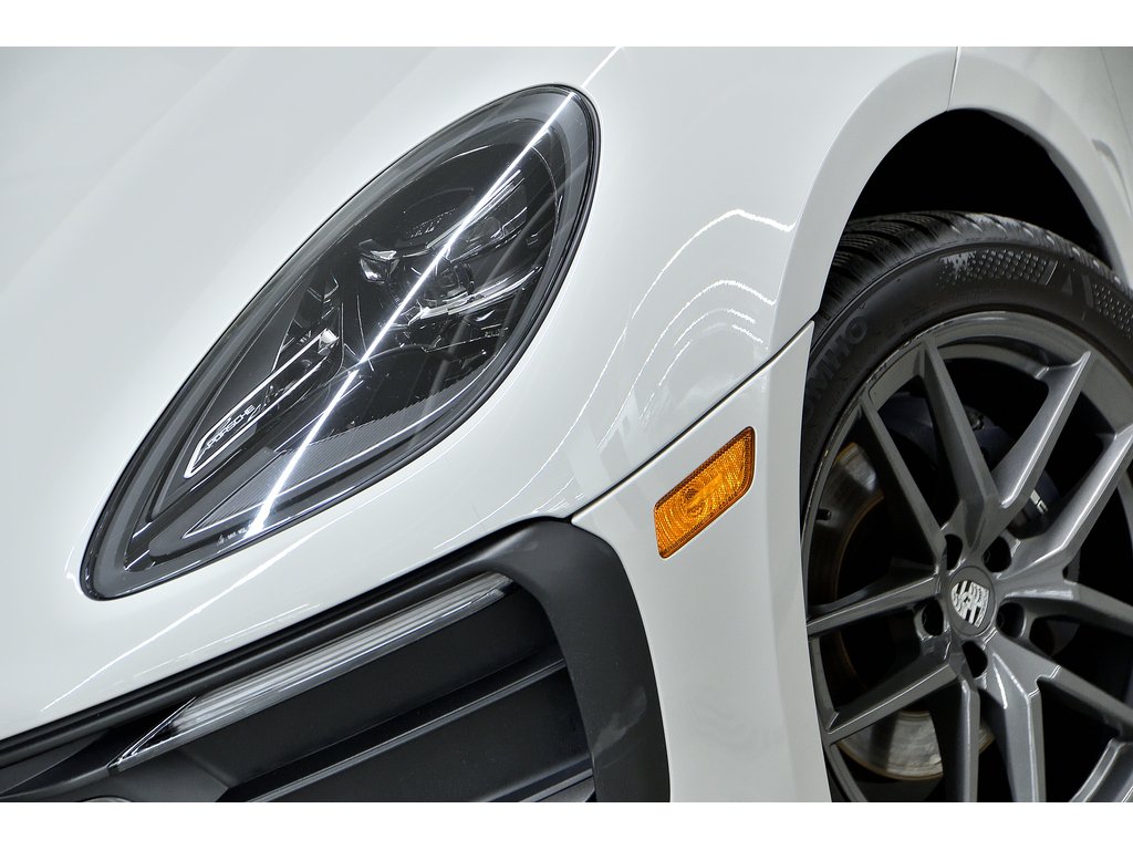 2024 Porsche Macan T AWD / Air Suspension / Premium Package in Laval, Quebec - 7 - w1024h768px