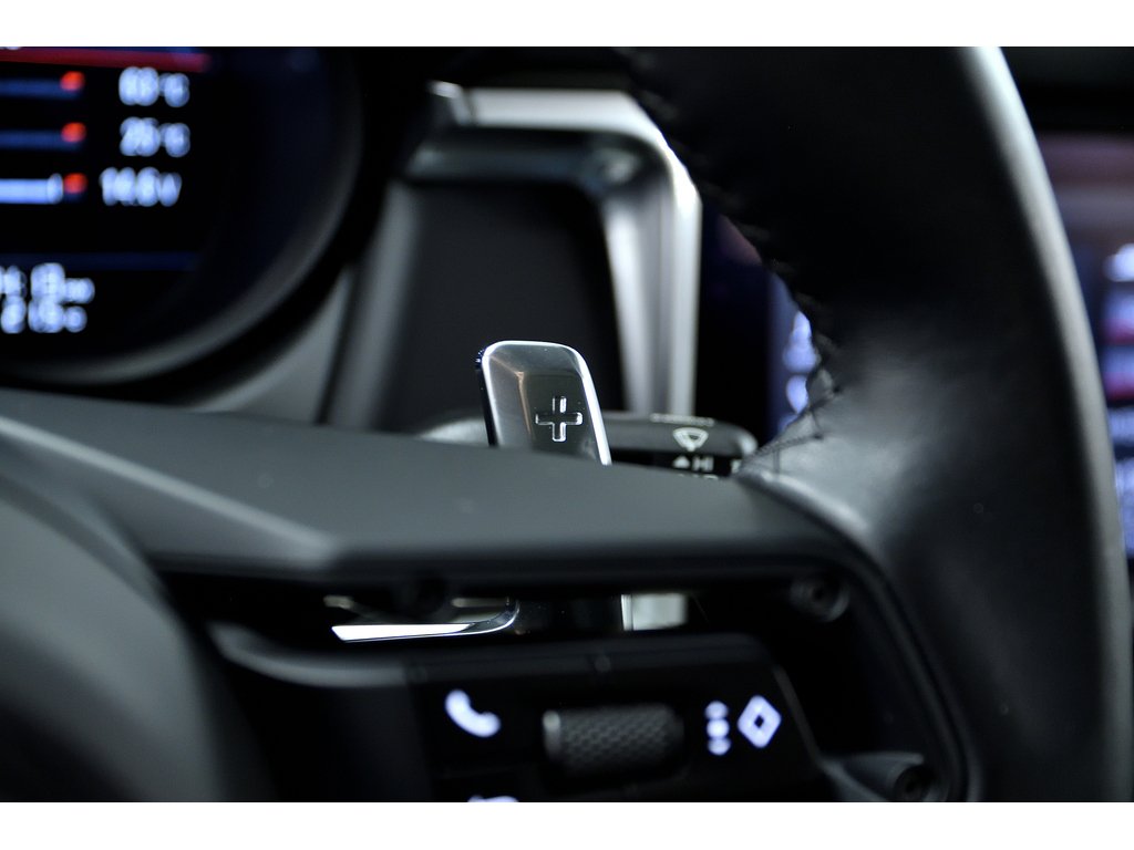 2024 Porsche Macan T AWD / Air Suspension / Premium Package in Laval, Quebec - 19 - w1024h768px