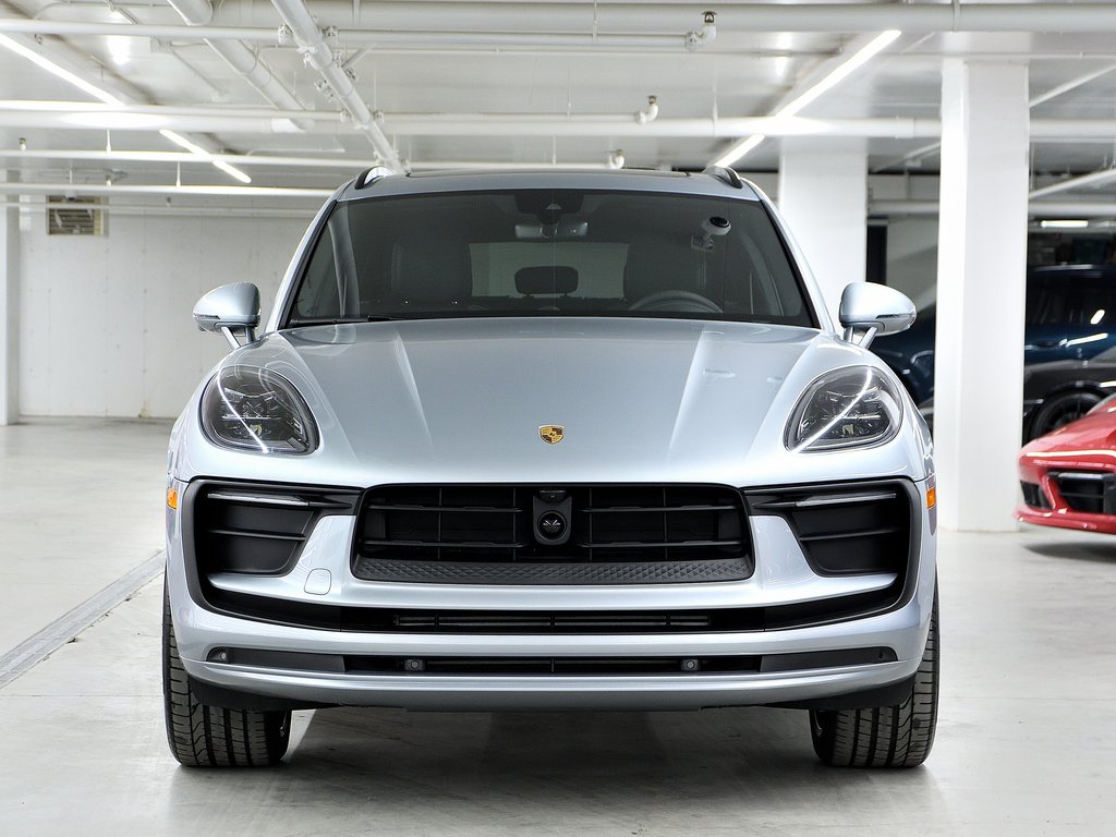 2024 Porsche Macan AWD in Laval, Quebec - 5 - w1024h768px