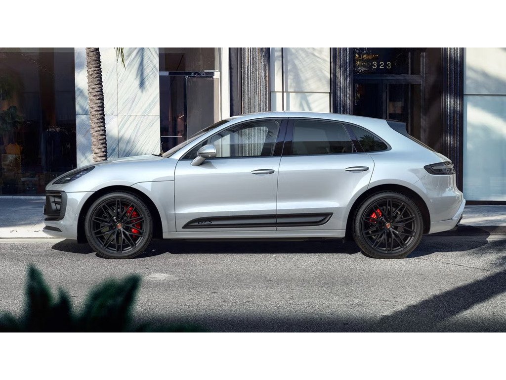 Porsche Macan GTS AWD 2024 à Laval, Québec - 2 - w1024h768px