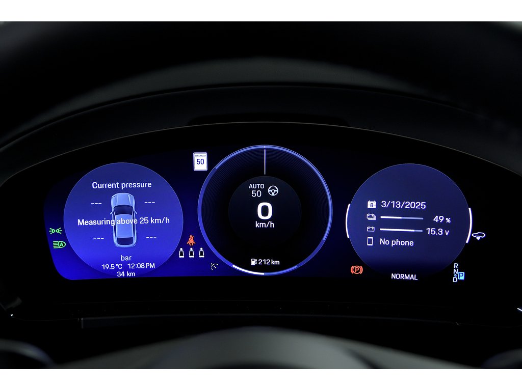 2024 Porsche Macan Electric AWD / Premium / Sport Chrono / Rear Axle in Laval, Quebec - 11 - w1024h768px