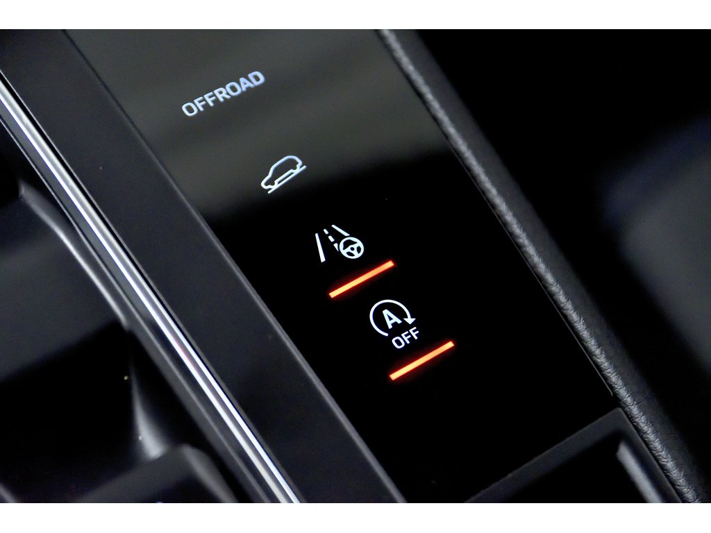 Porsche Macan AWD / Premium Plus / BOSE 2024 à Laval, Québec - 26 - w1024h768px