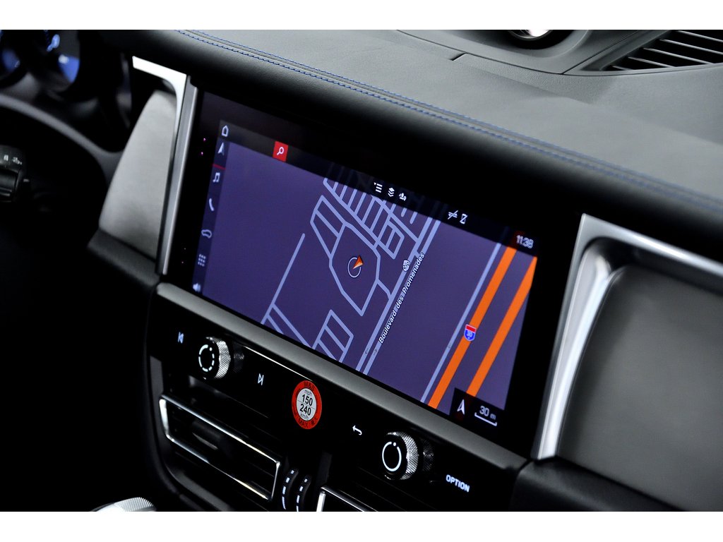 Porsche Macan AWD / Premium Plus / BOSE 2024 à Laval, Québec - 30 - w1024h768px