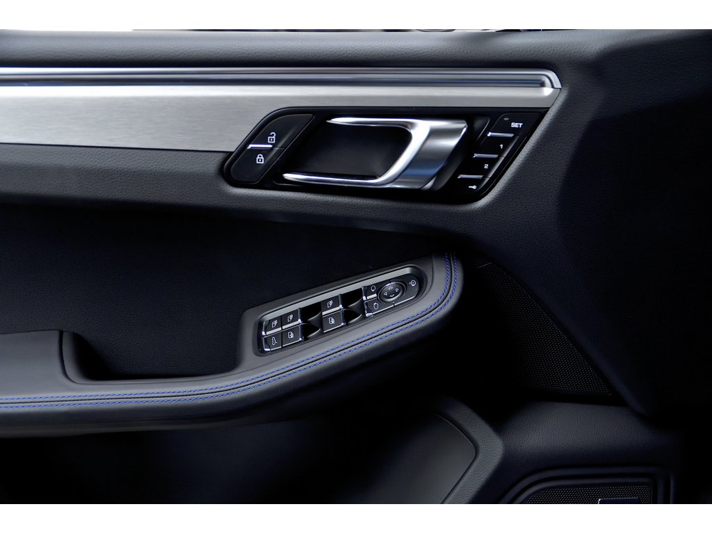 Porsche Macan AWD / Premium Plus / BOSE 2024 à Laval, Québec - 28 - w1024h768px