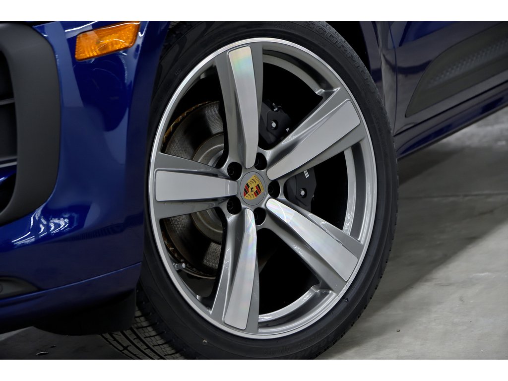 Porsche Macan AWD / Premium Plus / BOSE 2024 à Laval, Québec - 9 - w1024h768px