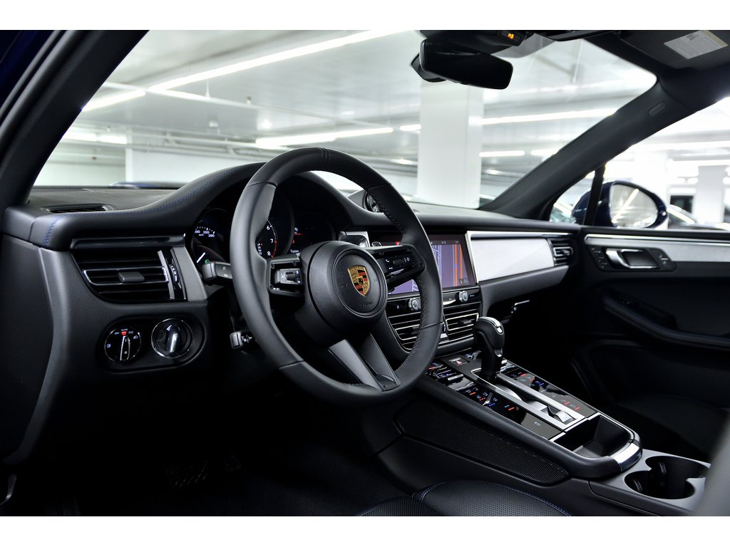 Porsche Macan AWD / Premium Plus / BOSE 2024 à Laval, Québec - 12 - w1024h768px