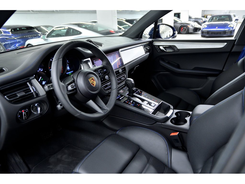 Porsche Macan AWD / Premium Plus / BOSE 2024 à Laval, Québec - 13 - w1024h768px
