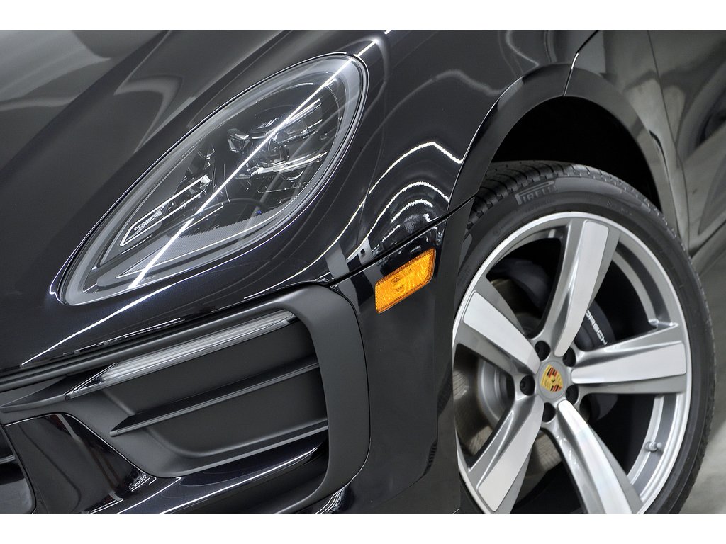2024 Porsche Macan AWD / Premium Package Plus / BOSE in Laval, Quebec - 8 - w1024h768px