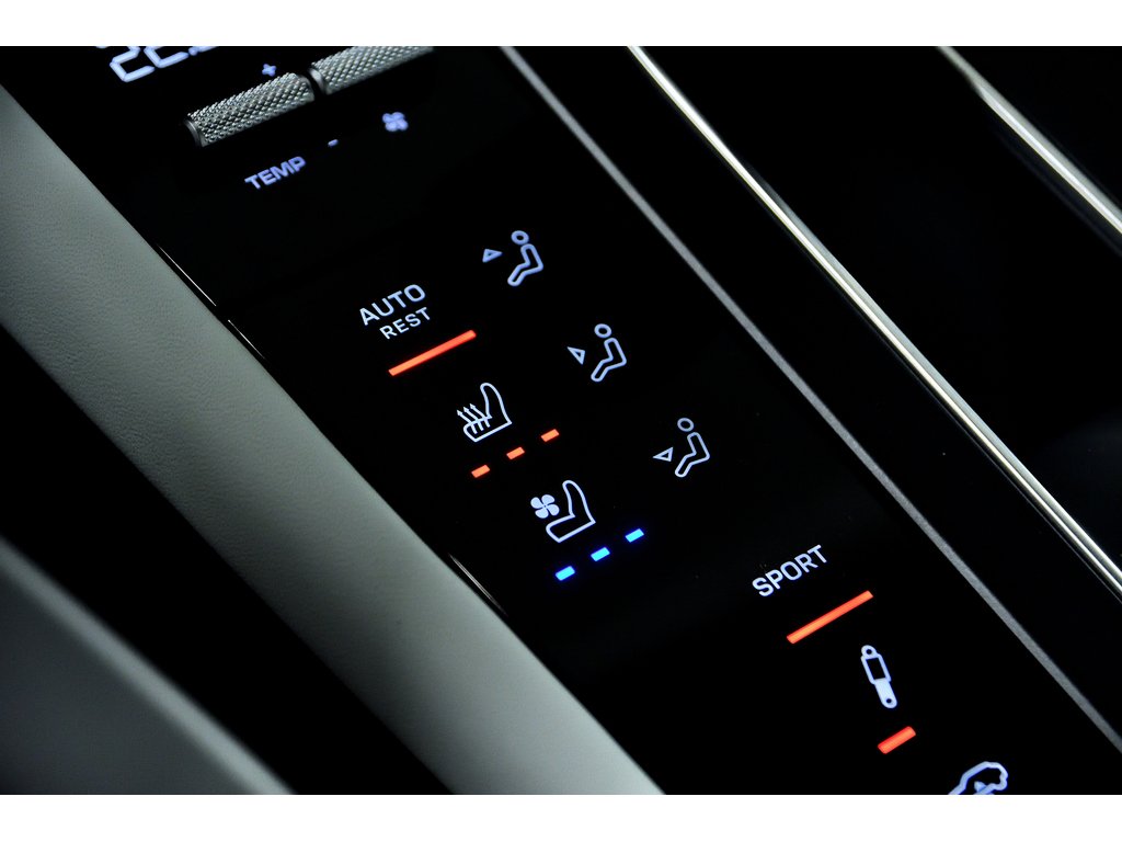 Porsche Macan AWD / Premium Package Plus / BOSE 2024 à Laval, Québec - 25 - w1024h768px