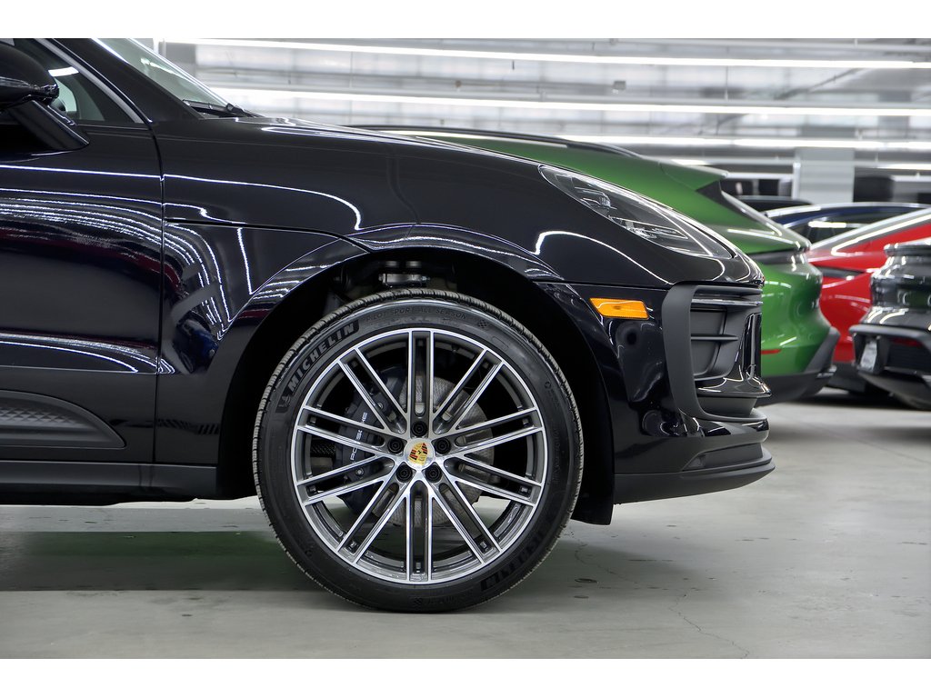 Porsche Macan AWD / Premium Package Plus / BOSE 2024 à Laval, Québec - 10 - w1024h768px