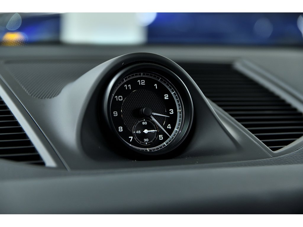 2024 Porsche Macan AWD / Premium Plus Package / BOSE in Laval, Quebec - 19 - w1024h768px