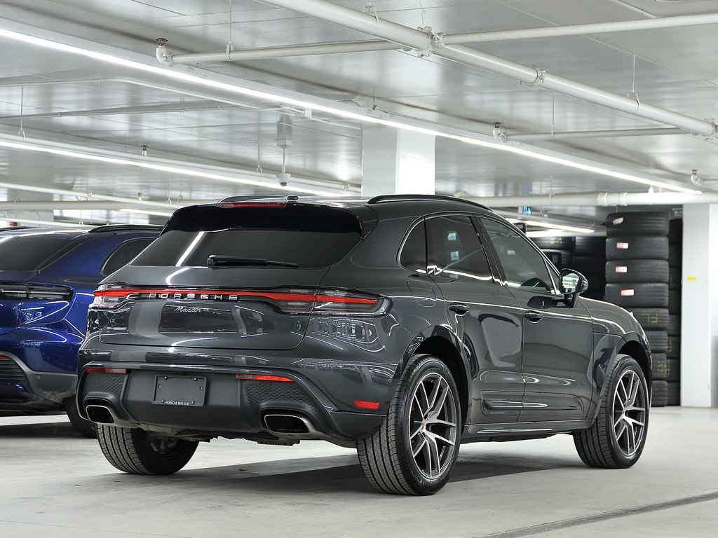 2024 Porsche Macan AWD / Premium Plus Package / BOSE in Laval, Quebec - 3 - w1024h768px