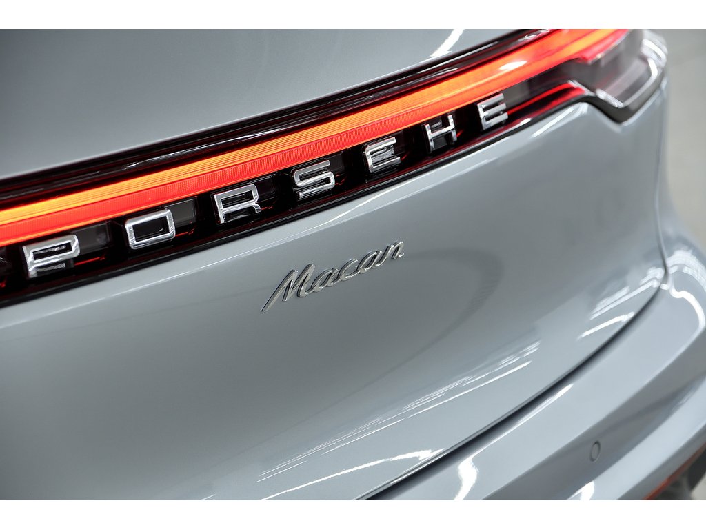 2024 Porsche Macan AWD / Premium Plus Package / BOSE / 18 Ways in Laval, Quebec - 35 - w1024h768px