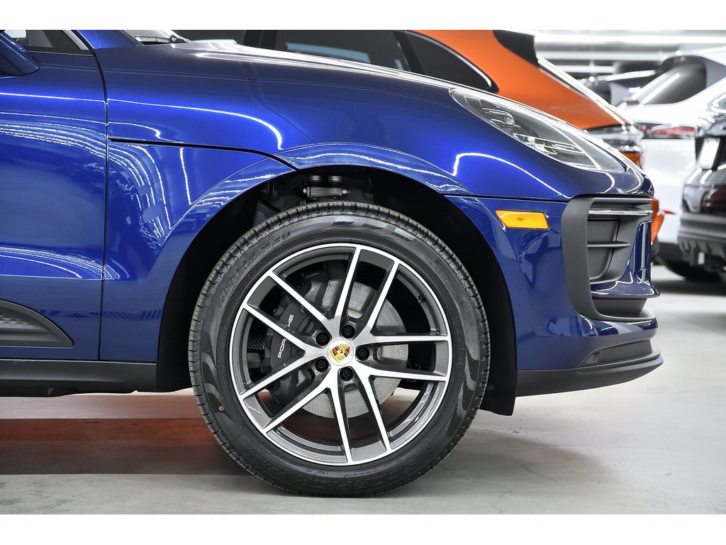 2024 Porsche Macan AWD / Premium Plus Package / BOSE in Laval, Quebec - 10 - w1024h768px