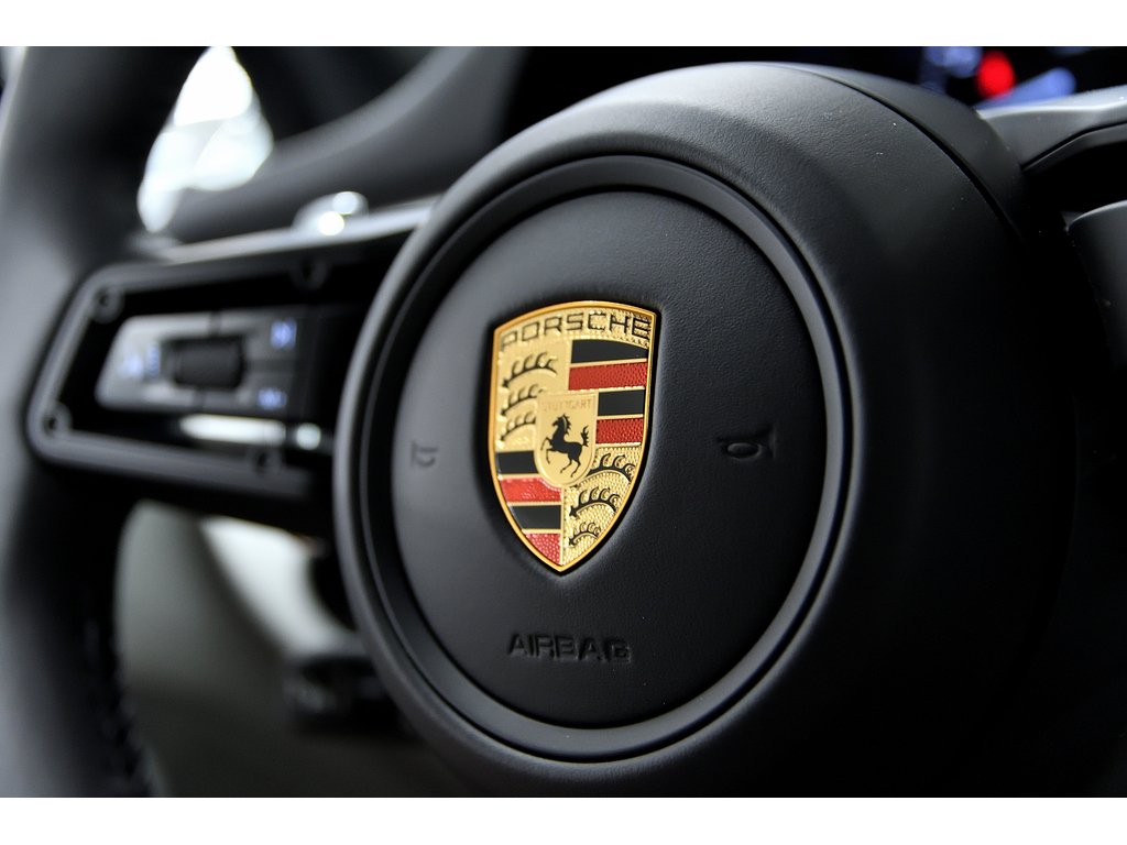 2024 Porsche Macan AWD / Premium Plus Package / BOSE in Laval, Quebec - 19 - w1024h768px