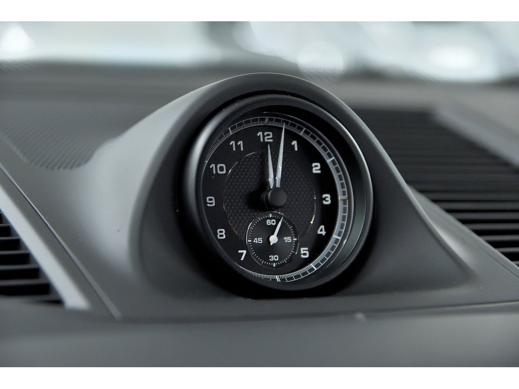 2024 Porsche Macan AWD / Premium Plus Package / BOSE in Laval, Quebec - 21 - w1024h768px