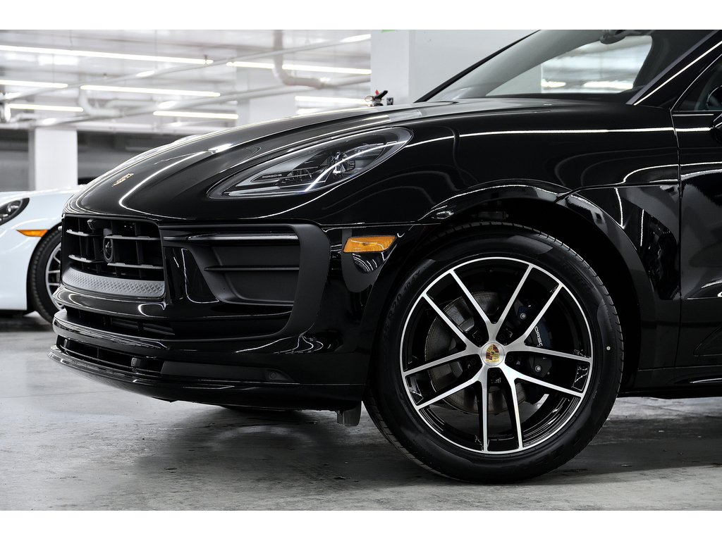 2024 Porsche Macan AWD in Laval, Quebec - 8 - w1024h768px
