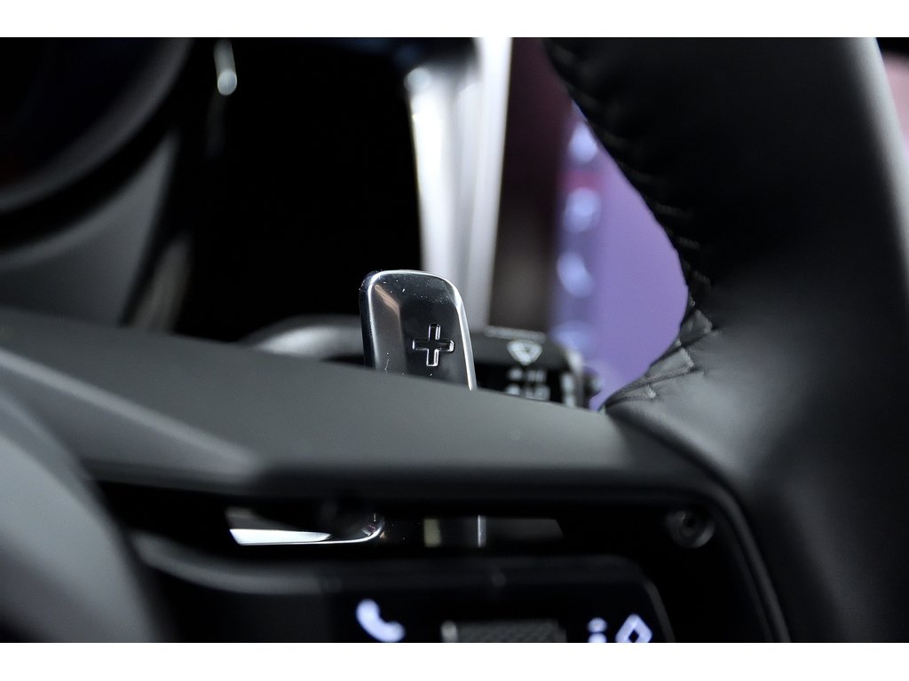 2024 Porsche Macan AWD in Laval, Quebec - 21 - w1024h768px