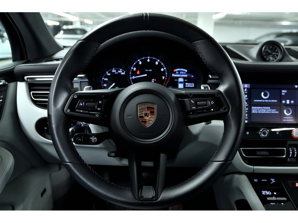 2024 Porsche Macan AWD / Premium Package Plus / BOSE in Laval, Quebec - 17 - w1024h768px