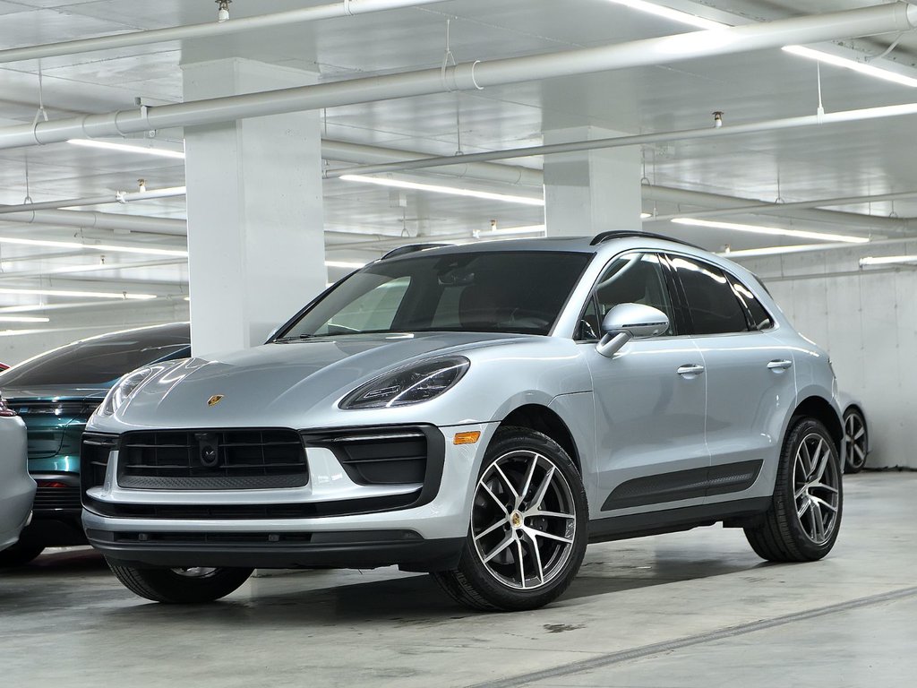 2024 Porsche Macan in Laval, Quebec - 1 - w1024h768px