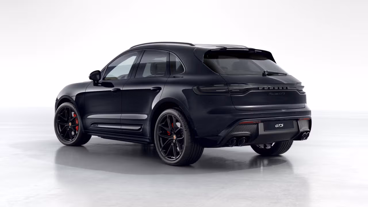 2024 Porsche Macan GTS in Laval, Quebec - 3 - w1024h768px