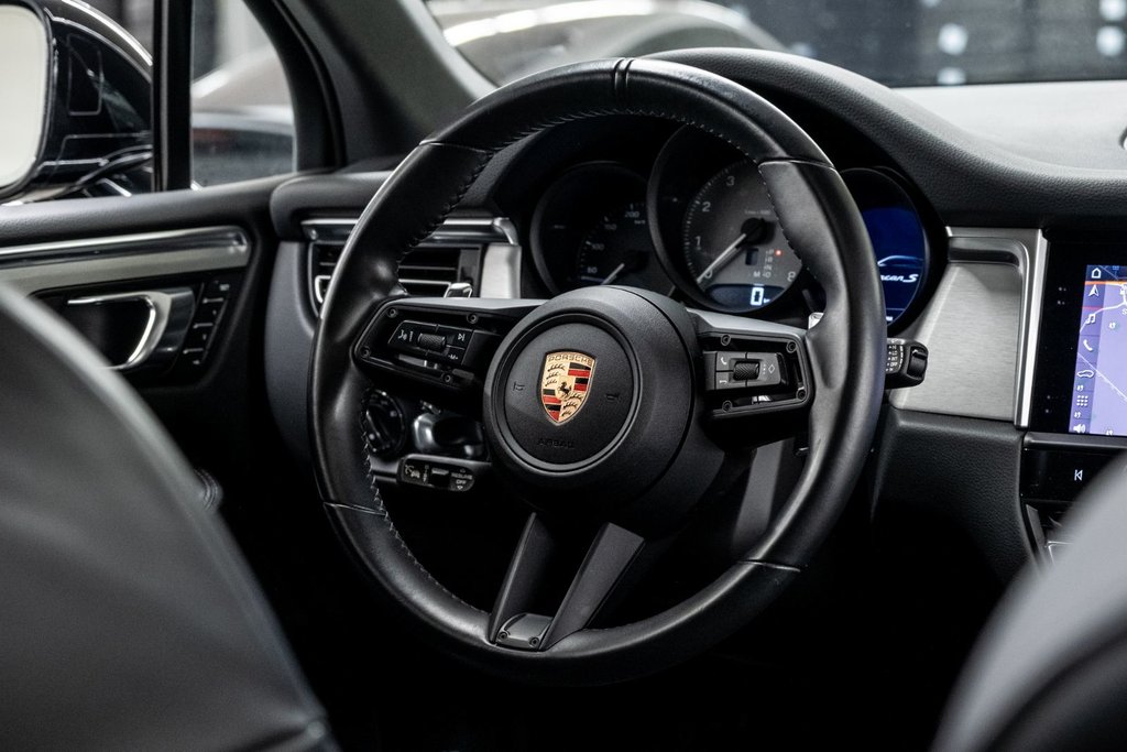 Porsche Macan S 2024 à Laval, Québec - 16 - w1024h768px