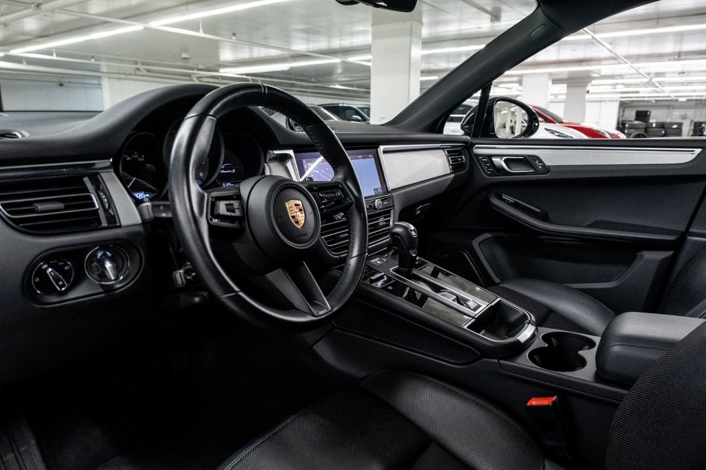 Porsche Macan S 2024 à Laval, Québec - 28 - w1024h768px