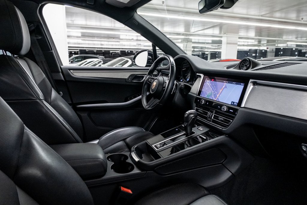 Porsche Macan S 2024 à Laval, Québec - 23 - w1024h768px