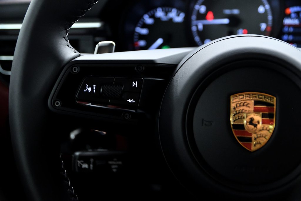Porsche Macan S 2024 à Laval, Québec - 17 - w1024h768px