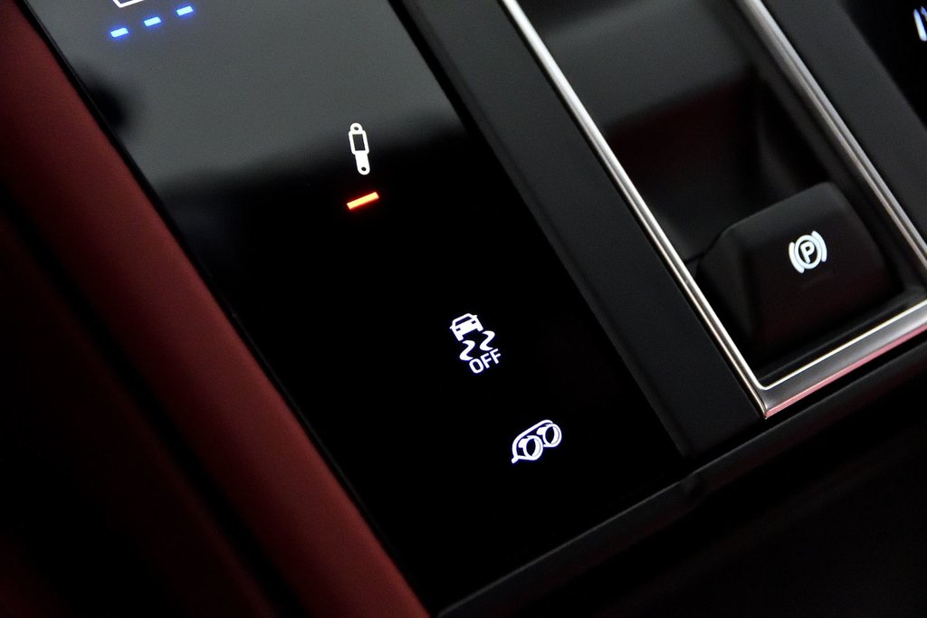 Porsche Macan S 2024 à Laval, Québec - 27 - w1024h768px