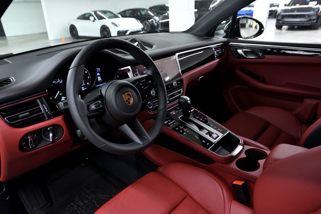 Porsche Macan S 2024 à Laval, Québec - 12 - w1024h768px