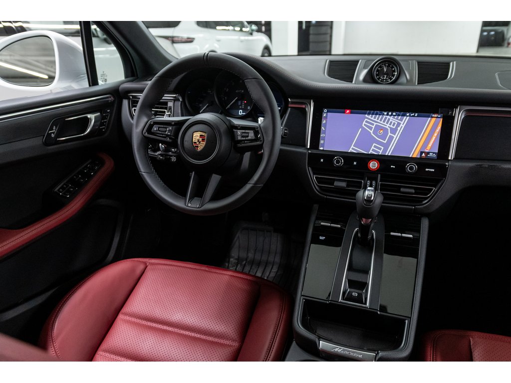 2025 Porsche Macan GTS AWD / Panoramic Roof / BOSE in Laval, Quebec - 31 - w1024h768px