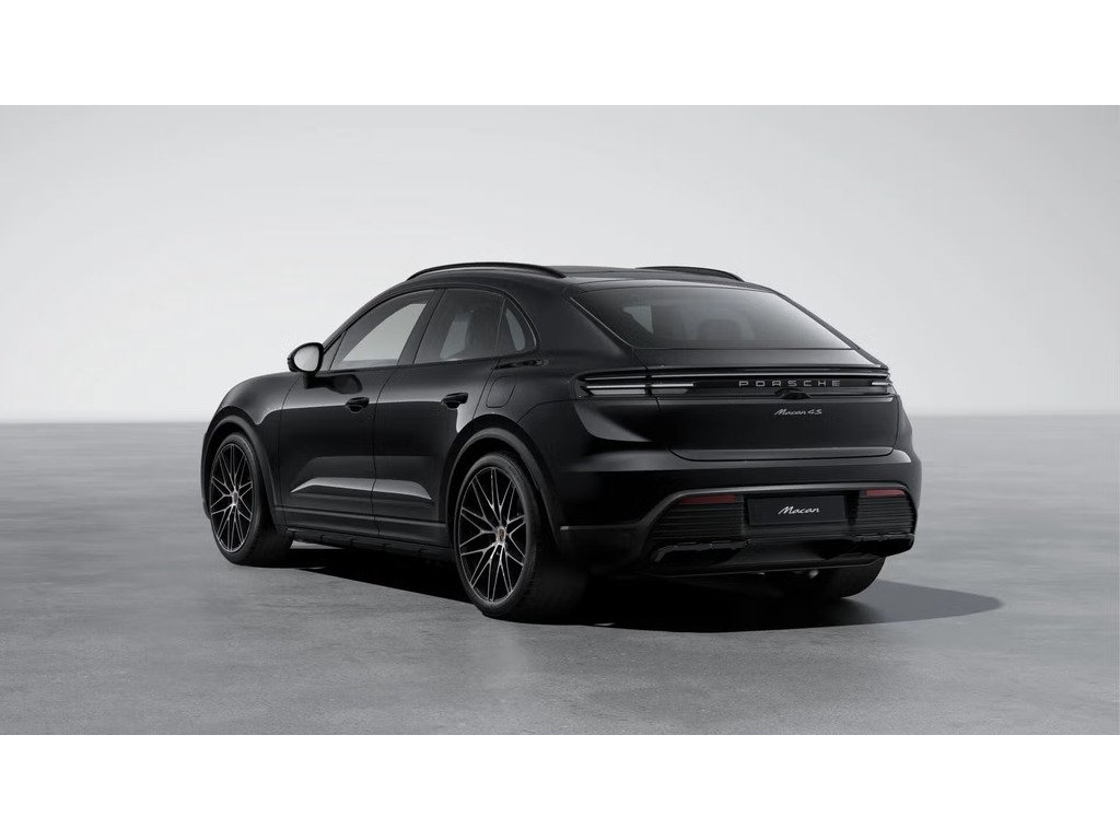 2025 Porsche Macan Electric 4S AWD / Premium + Offroad Design Package in Laval, Quebec - 3 - w1024h768px