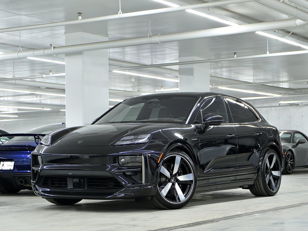 2025 Porsche Macan Turbo / Premium Pack / Sport Chrono / Rear Axle in Laval, Quebec - 1 - w1024h768px