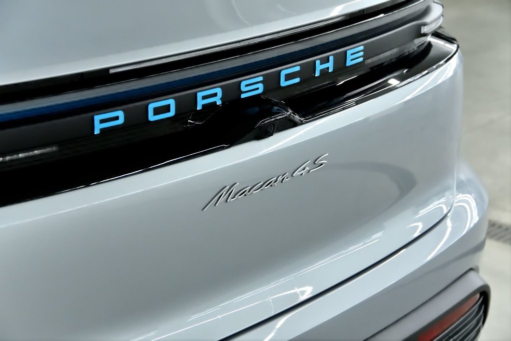 Porsche Macan Electric 4S 2025 à Laval, Québec - 10 - w1024h768px