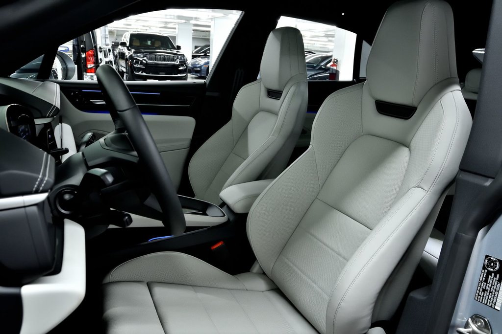 Porsche Macan Electric 4S 2025 à Laval, Québec - 13 - w1024h768px