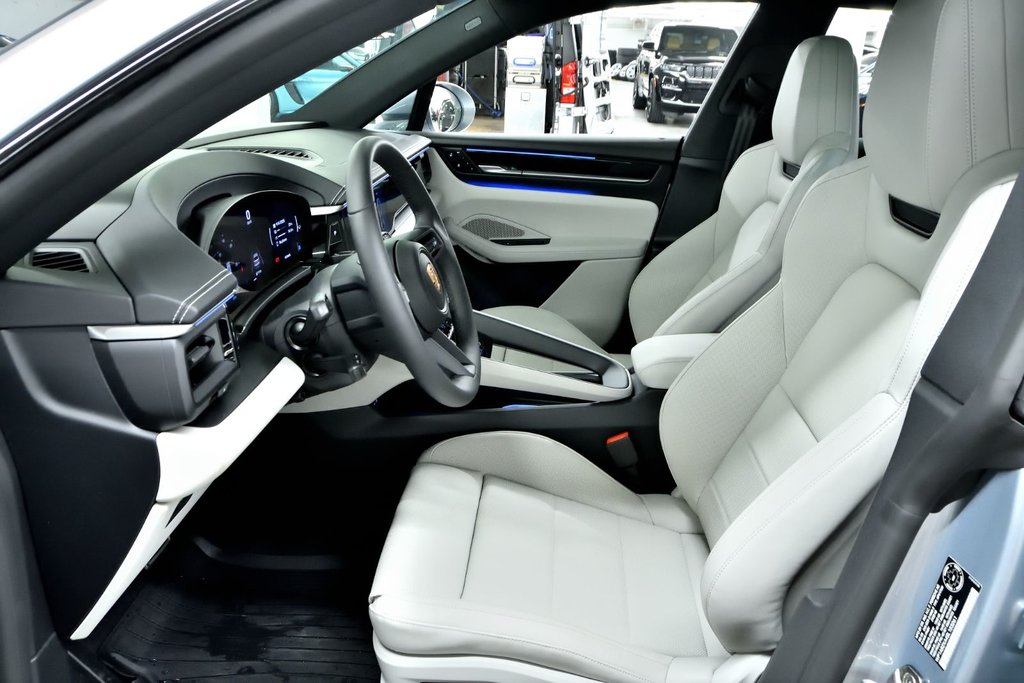 Porsche Macan Electric 4S 2025 à Laval, Québec - 12 - w1024h768px