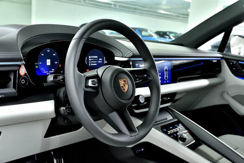 Porsche Macan Electric 4S 2025 à Laval, Québec - 16 - w1024h768px