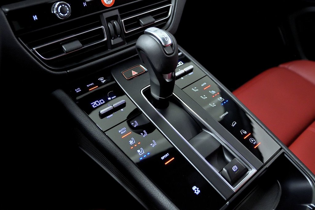 Porsche Macan  2025 à Laval, Québec - 24 - w1024h768px