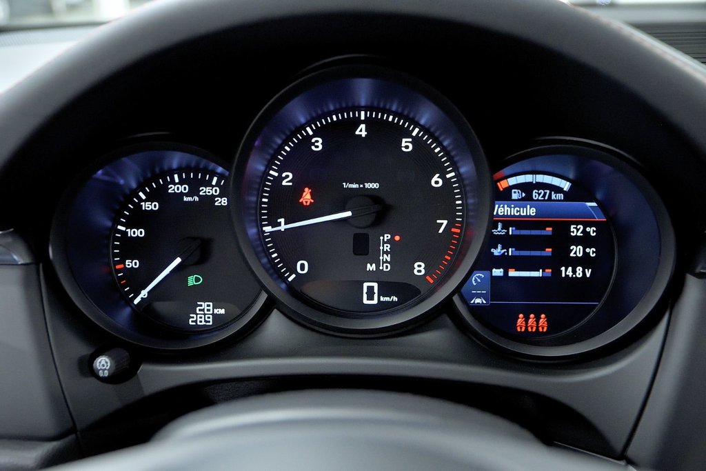 Porsche Macan  2025 à Laval, Québec - 20 - w1024h768px