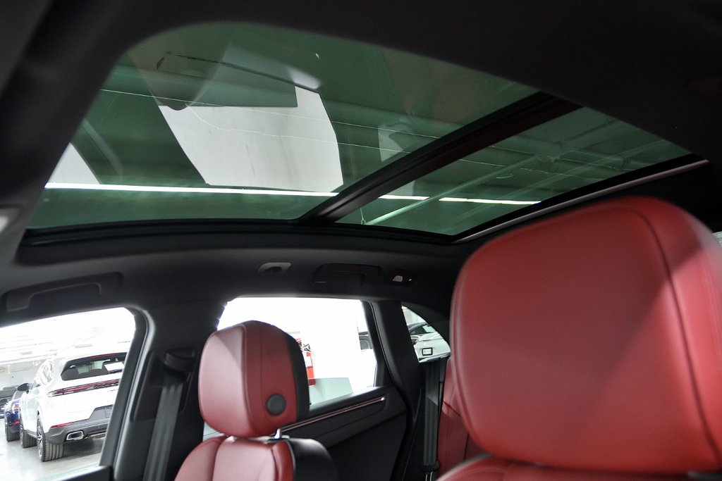 Porsche Macan  2025 à Laval, Québec - 43 - w1024h768px