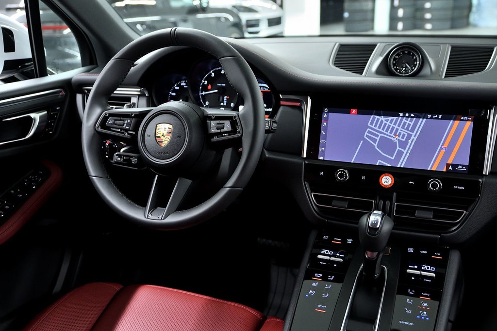 Porsche Macan  2025 à Laval, Québec - 33 - w1024h768px